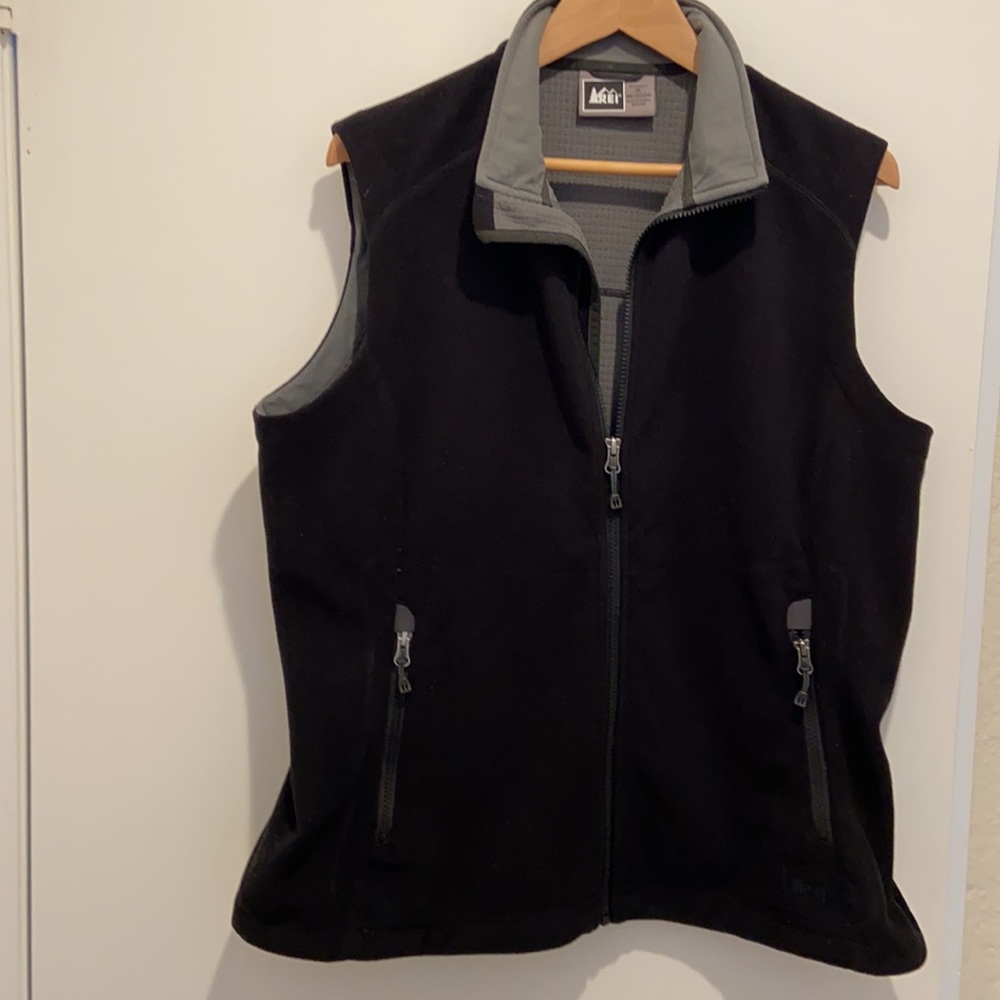REI vest